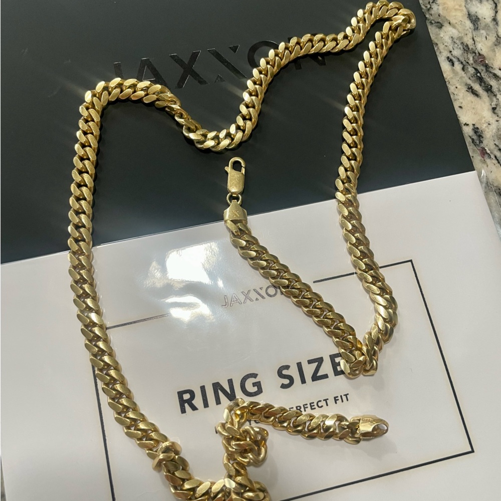 Jaxxon Cuban link gold 24”
